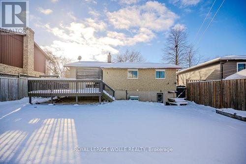 77 Hillview Drive, Wilmot, ON - Outdoor