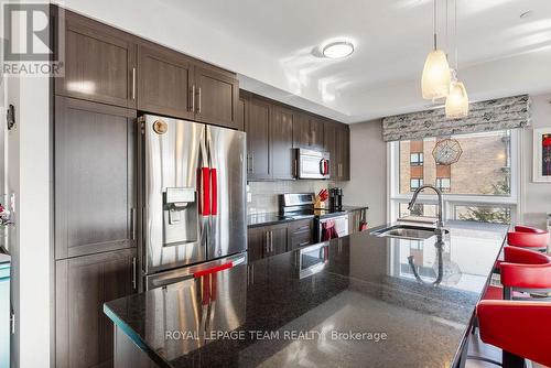 201 - 120 Prestige Circle, Ottawa, ON - Indoor Photo Showing Kitchen