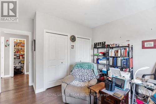 201 - 120 Prestige Circle, Ottawa, ON - Indoor