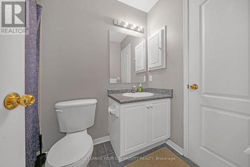 28 Haymer Drive, Vaughan, ON - Indoor Photo Showing Bathroom