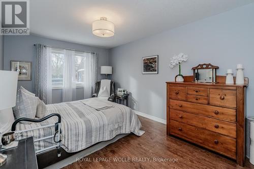 5A - 350 Doon Valley Drive, Kitchener, ON - Indoor Photo Showing Bedroom