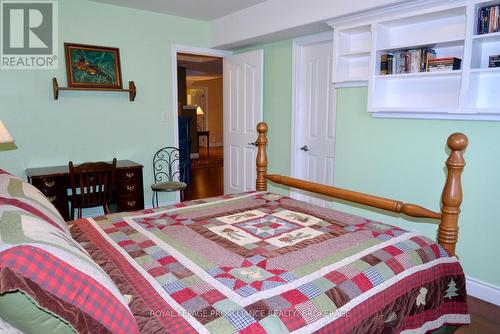 1079 Greenwood Park Drive, Kingston (Kingston East (Incl Barret Crt)), ON - Indoor Photo Showing Bedroom