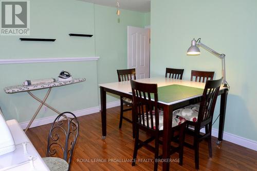 1079 Greenwood Park Drive, Kingston (Kingston East (Incl Barret Crt)), ON - Indoor Photo Showing Dining Room