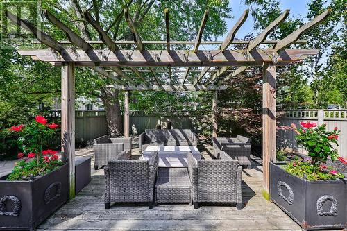 1359 Sedgewick Crescent, Oakville, ON - Outdoor