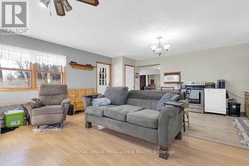 3 Louisa Street, Tweed, ON - Indoor Photo Showing Living Room