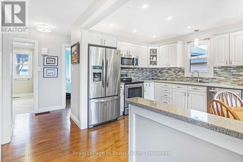 278 Robins Point Road, Tay (Victoria Harbour), ON - Indoor Photo Showing Kitchen With Stainless Steel Kitchen With Upgraded Kitchen