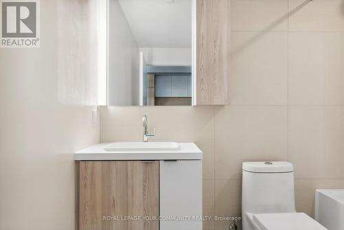 1415 - 35 Mercer Street, Toronto, ON - Indoor Photo Showing Bathroom