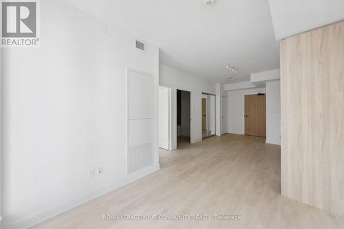 1415 - 35 Mercer Street, Toronto, ON - Indoor Photo Showing Other Room