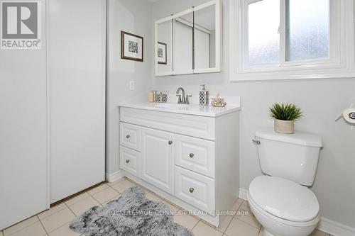 2 Barnard Court, Ajax, ON - Indoor Photo Showing Bathroom