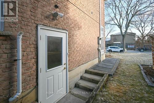 2 Barnard Court, Ajax, ON - Outdoor