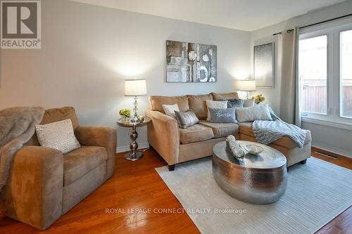 2 Barnard Court, Ajax, ON - Indoor Photo Showing Living Room