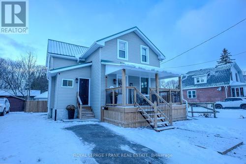 71 Cambridge Street S, Kawartha Lakes (Lindsay), ON - Outdoor