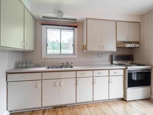 Kitchen - 1177 Boul. Des Ormeaux, Longueuil (Le Vieux-Longueuil), QC - Indoor Photo Showing Kitchen With Double Sink