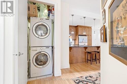 706 - 420 Berkley Avenue, Ottawa, ON - Indoor Photo Showing Laundry Room