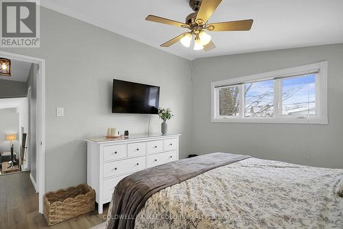 1391 Toulon Street E, Ottawa, ON - Indoor Photo Showing Bedroom