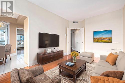 1506 - 1480 Riverside Drive, Ottawa, ON - Indoor Photo Showing Living Room