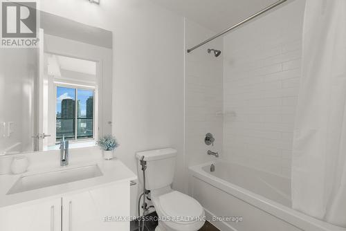 3002 - 20 Bruyeres Mews, Toronto, ON - Indoor Photo Showing Bathroom