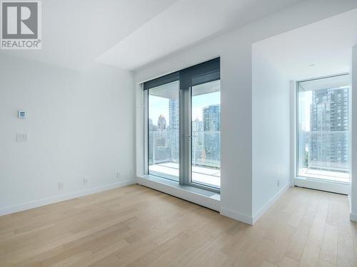 2102 1480 Howe Street, Vancouver, BC - Indoor Photo Showing Other Room