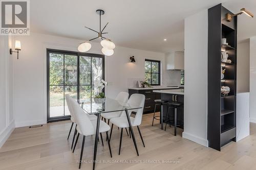 3029 Eva Drive, Burlington, ON - Indoor Photo Showing Dining Room