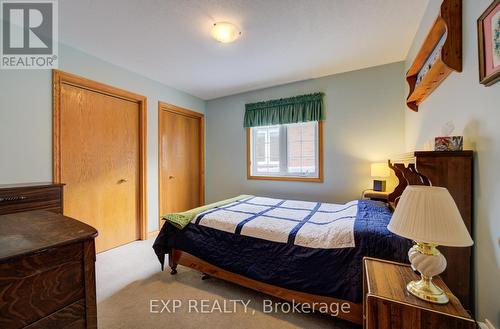 42 River Run Road, Mapleton, ON - Indoor Photo Showing Bedroom