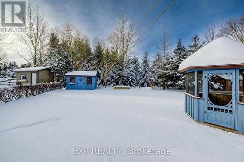 42 River Run Road, Mapleton, ON - Outdoor