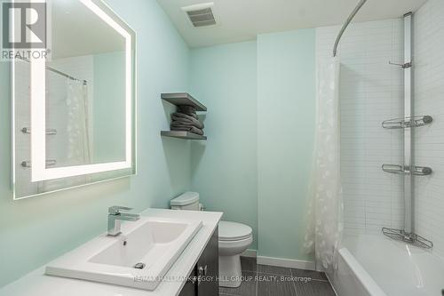 35 - 369 Essa Road, Barrie, ON - Indoor Photo Showing Bathroom