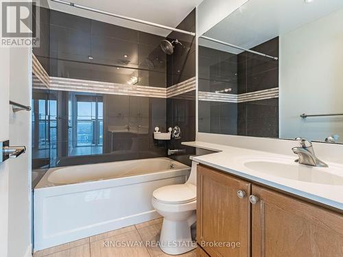 4004 - 60 Absolute Avenue, Mississauga, ON - Indoor Photo Showing Bathroom