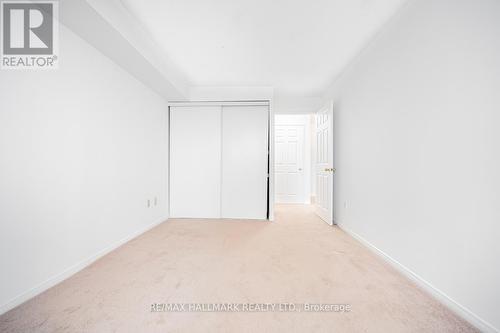 702 - 400 Webb Drive, Mississauga, ON - Indoor Photo Showing Other Room