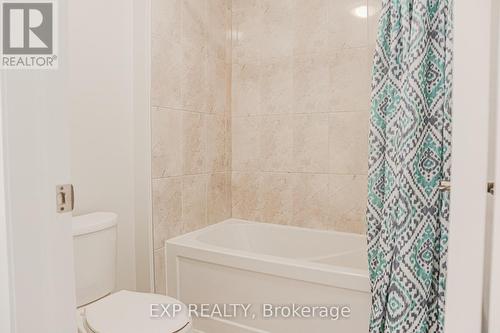 241 Raspberry Place, Waterloo, ON - Indoor Photo Showing Bathroom