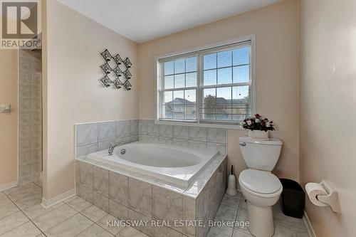 144 Blackburn Drive, Brantford, ON - Indoor Photo Showing Bathroom