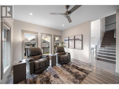 307 Mariposa Court, Kamloops, BC - Indoor Photo Showing Other Room