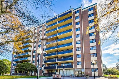 705 - 5 Frith Road, Toronto (Glenfield-Jane Heights), ON - Outdoor With Facade