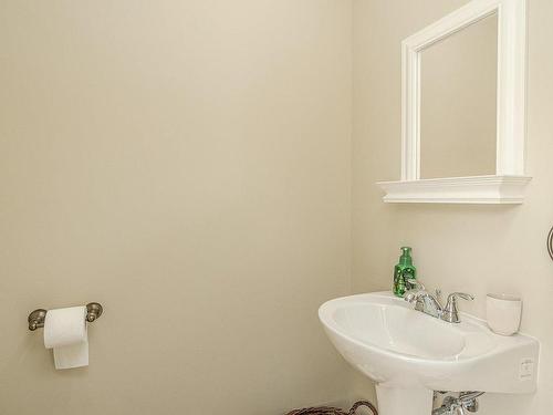 Powder room - 1388 Rue Marcel-Marcotte, Sherbrooke (Brompton/Rock Forest/Saint-Élie/Deauville), QC - Indoor Photo Showing Bathroom