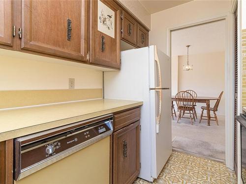 401-36 South Turner St, Victoria, BC - Indoor Photo Showing Kitchen