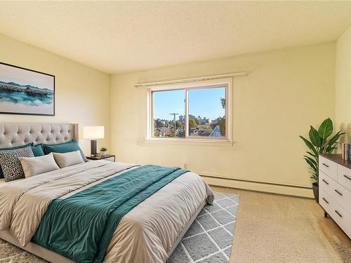 401-36 South Turner St, Victoria, BC - Indoor Photo Showing Bedroom