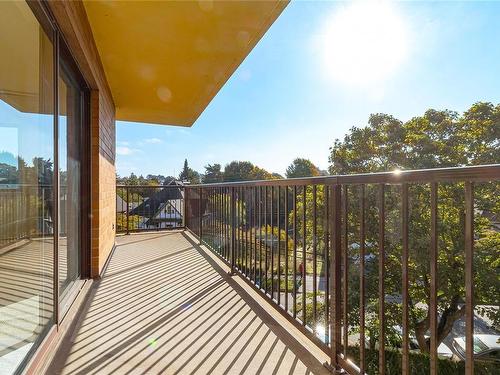 401-36 South Turner St, Victoria, BC - Outdoor With Balcony With Exterior