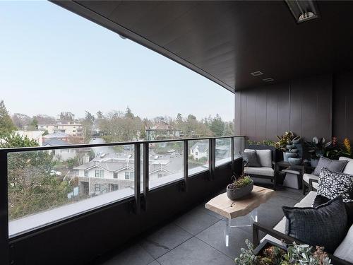 502-1201 Fort St, Victoria, BC - Outdoor With Balcony With Exterior