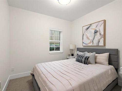 101B-1224 Richardson St, Victoria, BC - Indoor Photo Showing Bedroom