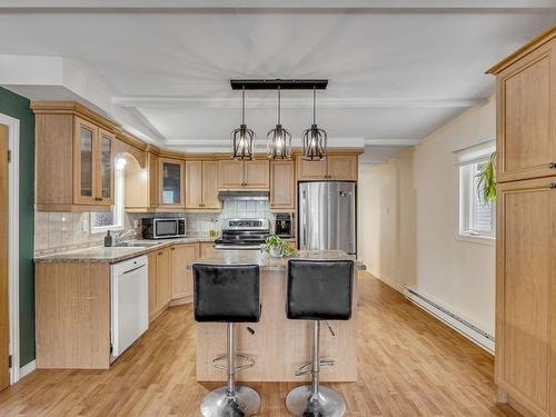 Kitchen - 237 Rue Germaine-Viger, Québec (Beauport), QC - Indoor Photo Showing Kitchen