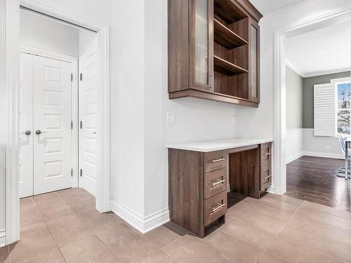 Kitchen - 33 Rue Des Cerisiers, Vaudreuil-Dorion, QC - Indoor Photo Showing Other Room