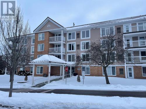 301 - 50 Rivermill Road, Kawartha Lakes (Lindsay), ON - Outdoor With Balcony With Facade