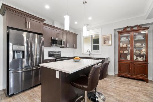 14 6211 Chilliwack River Road|Sardis South, Chilliwack, BC - Indoor Photo Showing Kitchen With Upgraded Kitchen