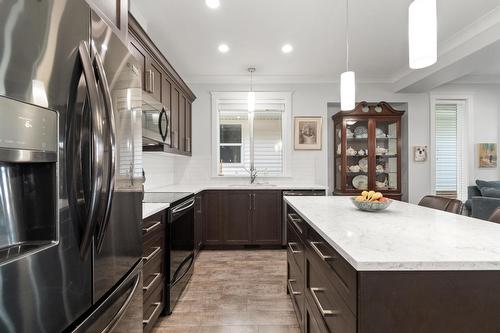 14 6211 Chilliwack River Road|Sardis South, Chilliwack, BC - Indoor Photo Showing Kitchen With Upgraded Kitchen