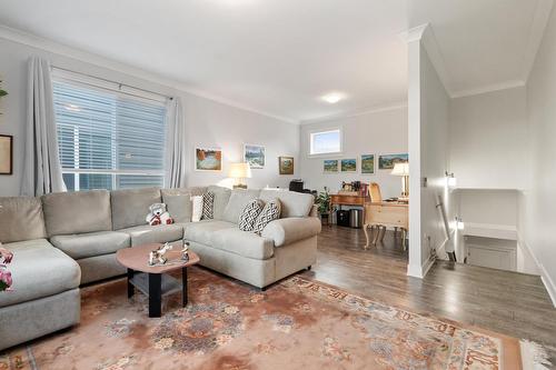 14 6211 Chilliwack River Road|Sardis South, Chilliwack, BC - Indoor Photo Showing Living Room