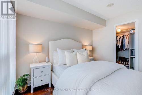 1516 - 320 Richmond Street E, Toronto, ON - Indoor Photo Showing Bedroom