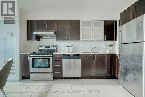 3810 - 50 Town Centre Court, Toronto, ON - Indoor Photo Showing Kitchen