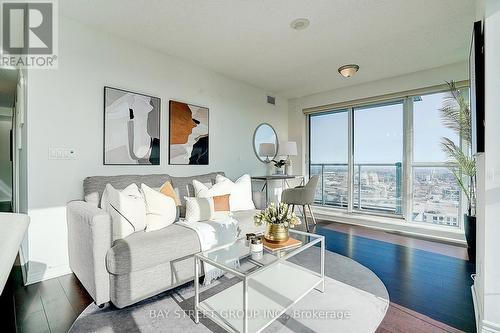 3810 - 50 Town Centre Court, Toronto, ON - Indoor Photo Showing Living Room