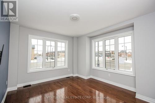 532 Mactier Drive, Vaughan, ON - Indoor Photo Showing Other Room