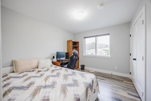 45614 Herron Avenue|Chilliwack Proper West, Chilliwack, BC - Indoor Photo Showing Bedroom