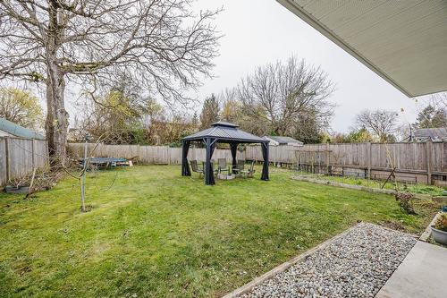 45614 Herron Avenue|Chilliwack Proper West, Chilliwack, BC - Outdoor With Backyard